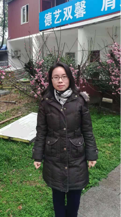鲁淑芳-高中英语教师